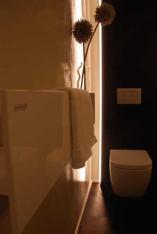 Emilia Suite Relax Модена Экстерьер фото