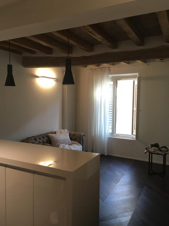 Emilia Suite Relax Модена Экстерьер фото