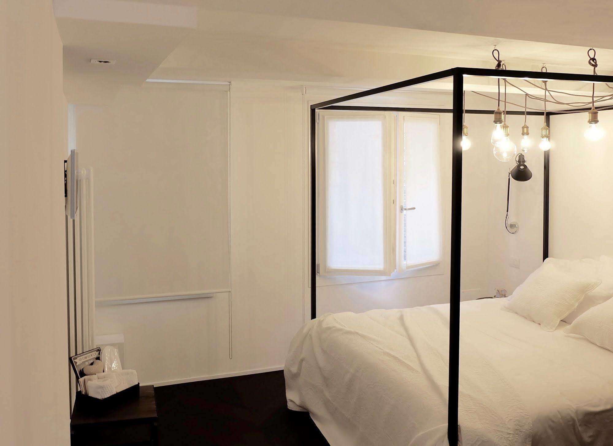 Emilia Suite Relax Модена Экстерьер фото